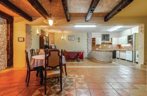 Kostrena House | Awesome home in Kostrena with WiFi