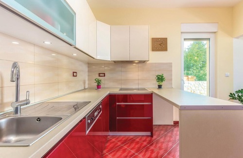 Zurkovo House | Awesome home in Kostrena
