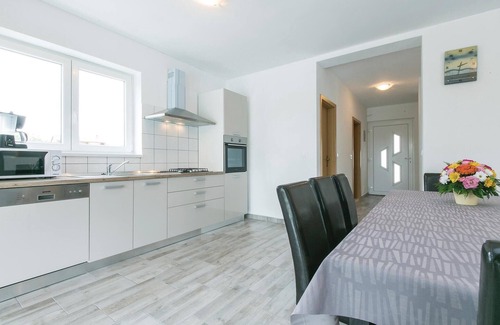Kapelica House | Awesome home in Labin with kitchen