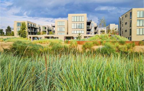 Lembruch House | Awesome Home In Lembruchdümmer See