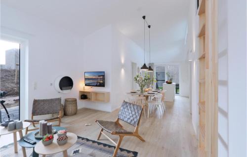 Lembruch House | Awesome Home In Lembruchdümmer See