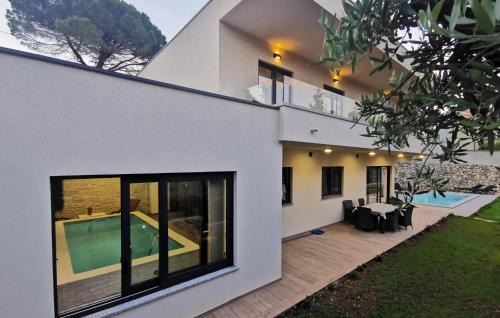 Sarsoni House | Awesome Home In Matulji With Sauna