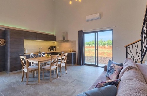 Nova Vas House | Awesome home in Novigrad