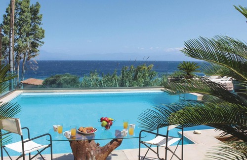 Egira House | Awesome home in Petalou, Korinthias