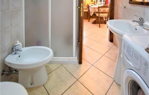 Magione House | Awesome Home In San Savino Di Magione