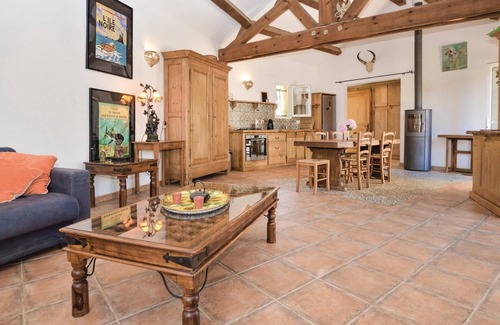 Sisco House | Awesome home in Sisco with WiFi