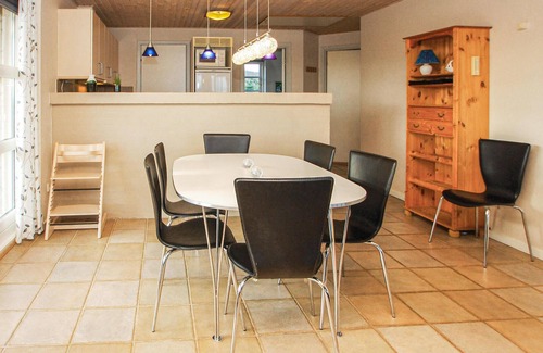 Grønninghoved Strand House | Awesome home in Sjølund with sauna