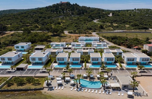 Kraj House | Awesome home in Tkon-Ugrinic