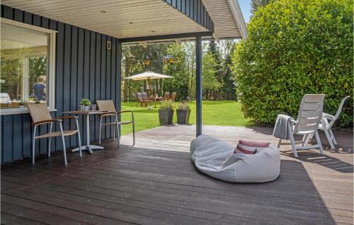 Bøtø By House | Awesome Home In Væggerløse With Kitchen