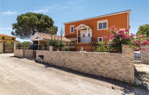 Valbandon House | Awesome Home In Valbandon