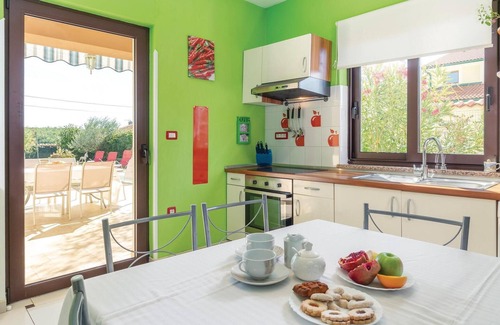 Orbanici House | Awesome home in Vodnjan with WiFi