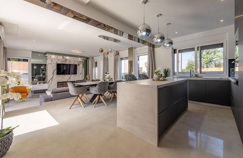 Zaton House | Awesome home in Zaton with WiFi
