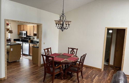 Brevard House | Awesome Mountain Home Get- Away- Connestee Falls- Hiking, Kayaking, Biking &mr