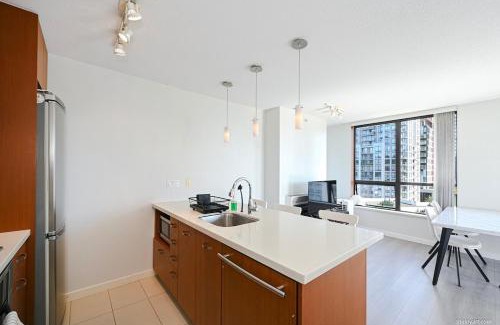 Coquitlam Apartment | Axis Peak, Entire Private Condo Unit, 1 parking space