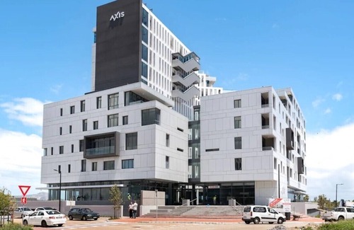 Century City Apartment | Axis