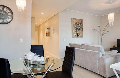 Century City Apartment | Axis