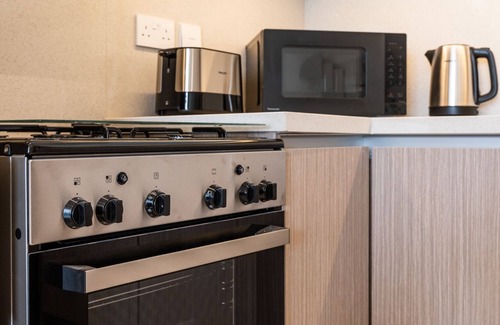 Dubai Apartment | Aya - Outstanding 1BR Apartment With Amazing Creek Views