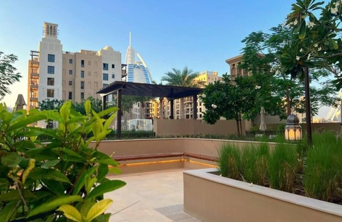 Umm Suqeim 3 Apartment | Aya - Spacious 1BR Apartment in Madinat Jumeirah Living