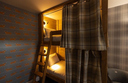 Inverness Hotel | Aye Stay