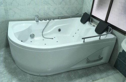 Barrios Unidos Hotel | Ayenda Normandy