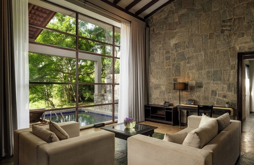 Dambulla Hotel | Ayugiri Ayurveda Wellness Resort
