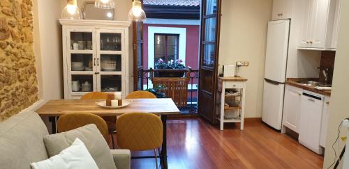 Old Town Apartment | Ayuntamiento - Precioso con parking y WIFI