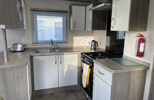 Hamworthy House | Azalea lovely dog free caravan on Rockley Park, Poole