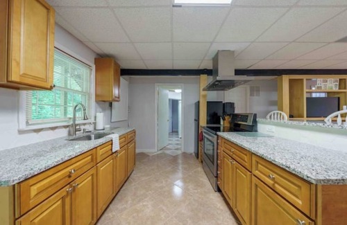 Stone Mountain Apartment | Azalea Place