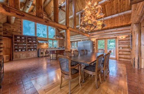 Lake Norman of Catawba House | Azalea Retreat- The Lodge by AvantStay Best View