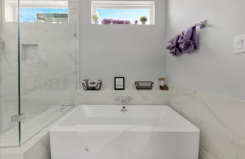 Houston Apartment | Azaliah Luxe Connection