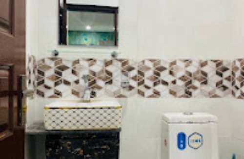 Islamabad Hotel | Azam Guest House