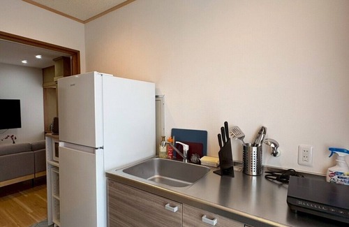 Shirahama Apartment | Azami Ann