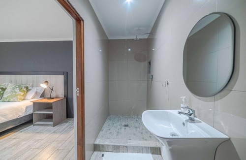 Swellendam House | Azaria Guesthouse
