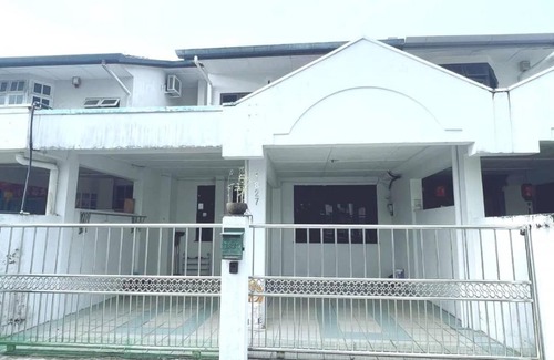Kuching House | Aznah’s Stay