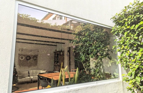Ponta Delgada House | Azores Boho Villa offers accommodation at Ponta Delgada with garden and Jacuzzi