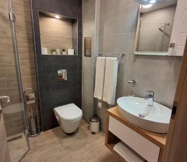 Saints Constantine and Helena Apartment | Azur Oasis