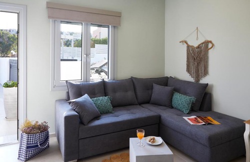 Finikas Apartment | Azura Aqua Foinikas