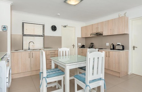 Melkbosstrand Apartment | Azure 219