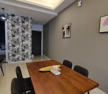 Petaling Jaya Apartment | Azure 3-Bedroom Next To Le Meridien Hotel Paradigm Mall
