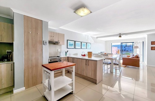 Big Bay Apartment | Azure 31 On Big Bay