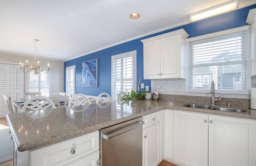 Emerald Isle House | Azure 4 Bedroom Home by RedAwning