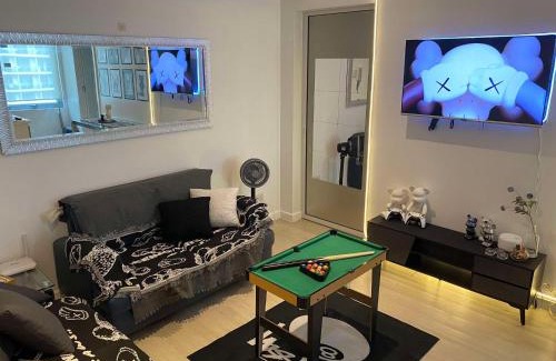 Don Bosco Apartment | Azure Hawz of Kaws- 2Bedroom Best beach view