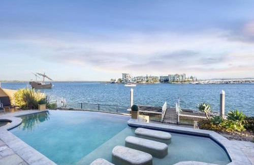 Paradise Point House | Azure Majesty Luxe Waterfront Mansion Redefined