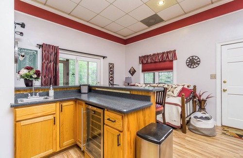 Dahlonega House | Azure Springs-3-Beds/HotTub/Dog-Friendly/Fire Pit!