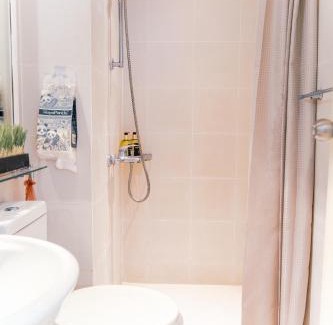 Don Bosco Apartment | Azure Staycation 2 Bedroom Family Unit with PS4
