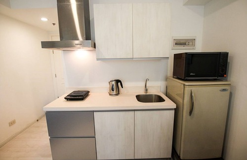 Paranaque Apartment | Azure Urban Resort Residences