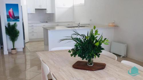 Belmont House | Azure Vista