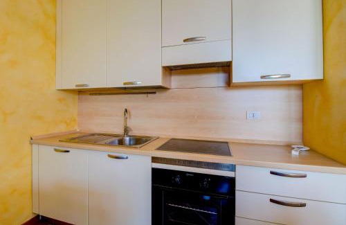 Padenghe sul Garda Apartment | Azzurro Apartment