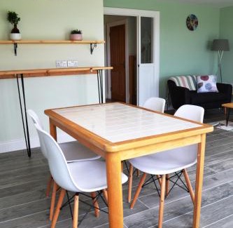 Coleraine Apartment | Béal na Banna