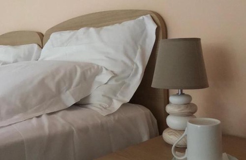 Albate Bed & Breakfast | B&B "al Pesce Vela"